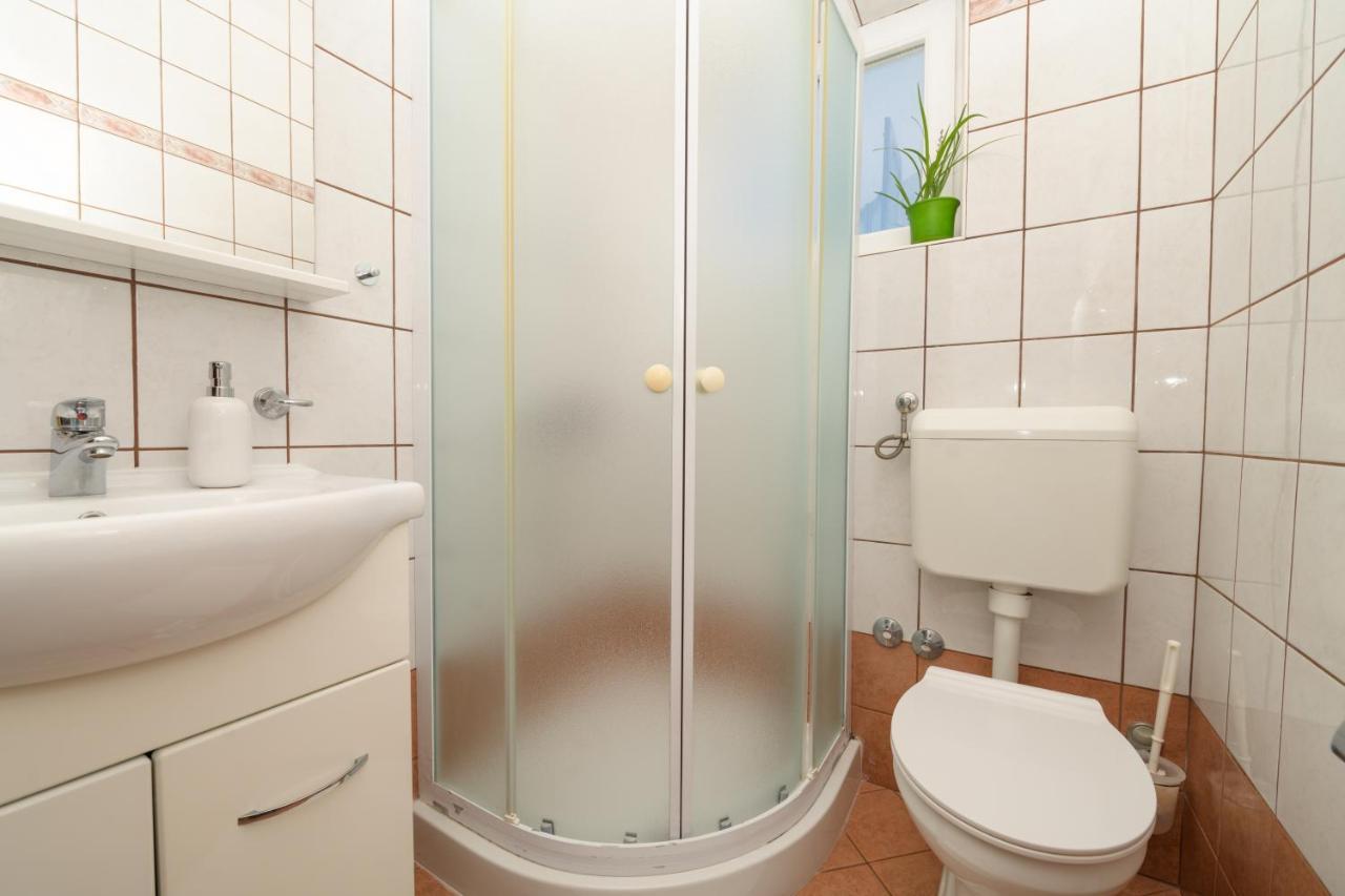 Apartmani Noris Martinscica  Exterior photo
